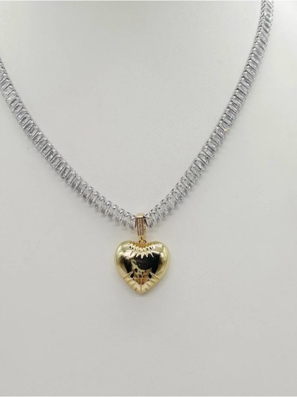 Vivian Gold Heart Pendant Necklace Rhinestone Chain